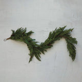 Spruce & Pine Garland w Pinecones