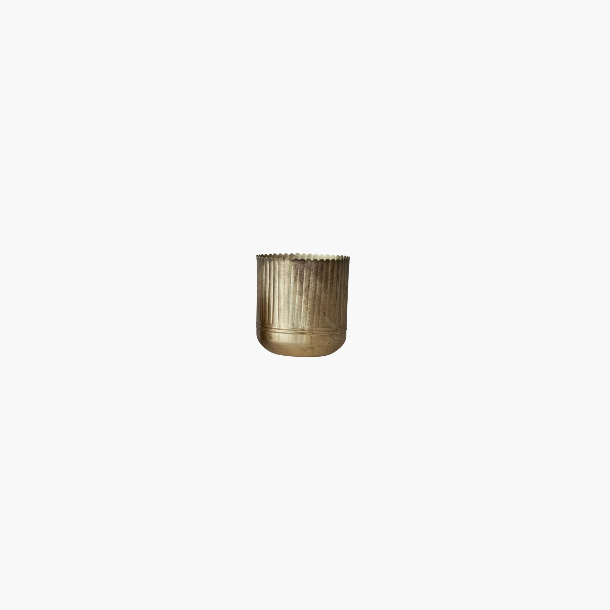 Antique Gold Scalloped Planters